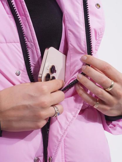 Chaqueta acolchada premium de largo regular con capucha desmontable